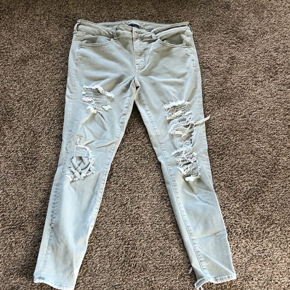 American Eagle Outfitters Light Green Ripped Jeggings
